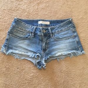LAST CALL B4 DONATED Jean shorts
